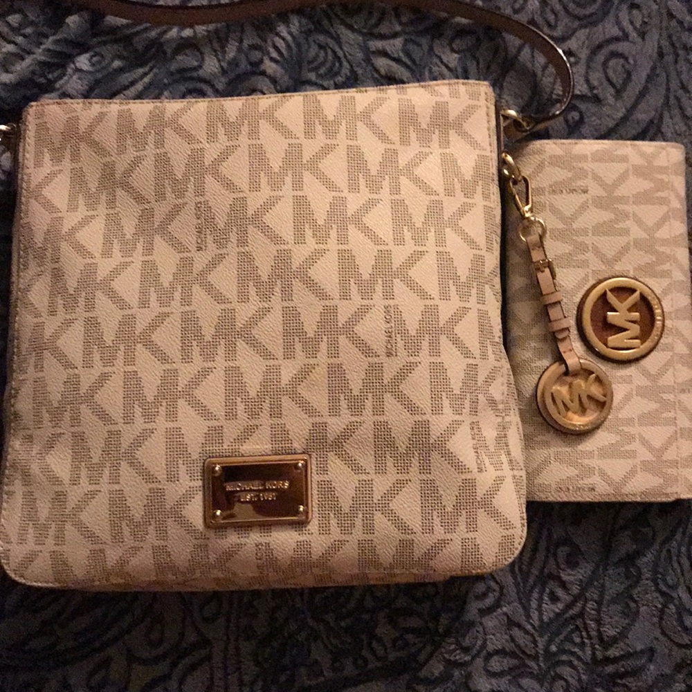 Michael Kors Crossbody & Wallet